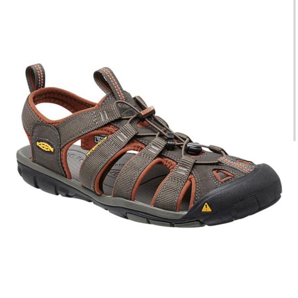 Keen Clearwater CNX- Mens- Size 10.5 - Olive Brown- [1014456]- Hiking Sandals